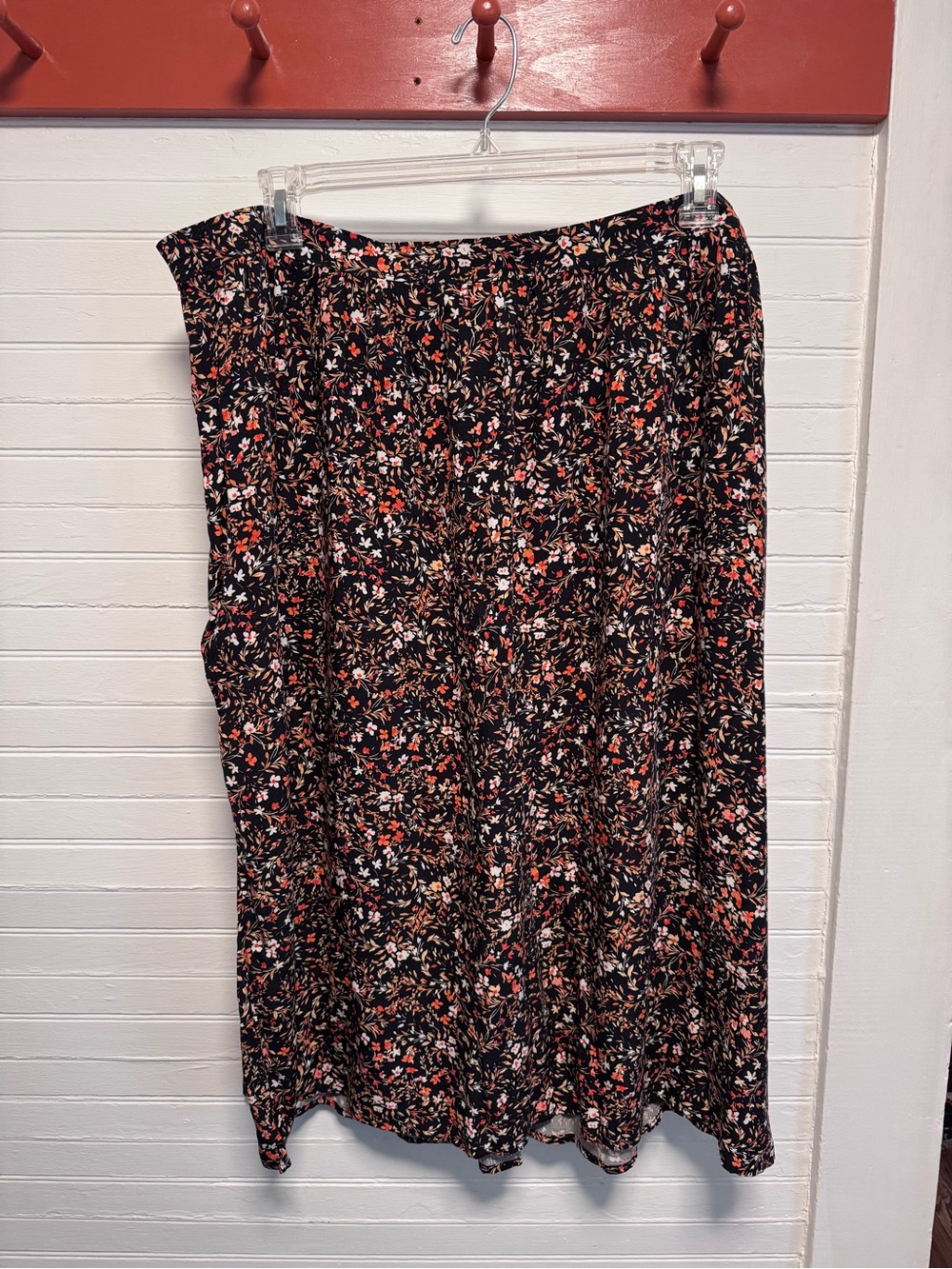 Black Floral Midi Skirt for Fall - Women's Comfortable Everyday Skirt